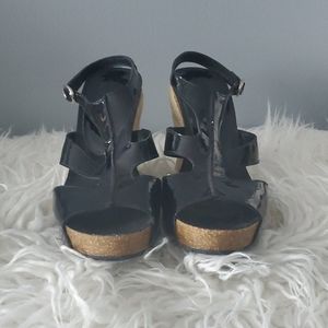 Donald Pliner Gerda Sandal